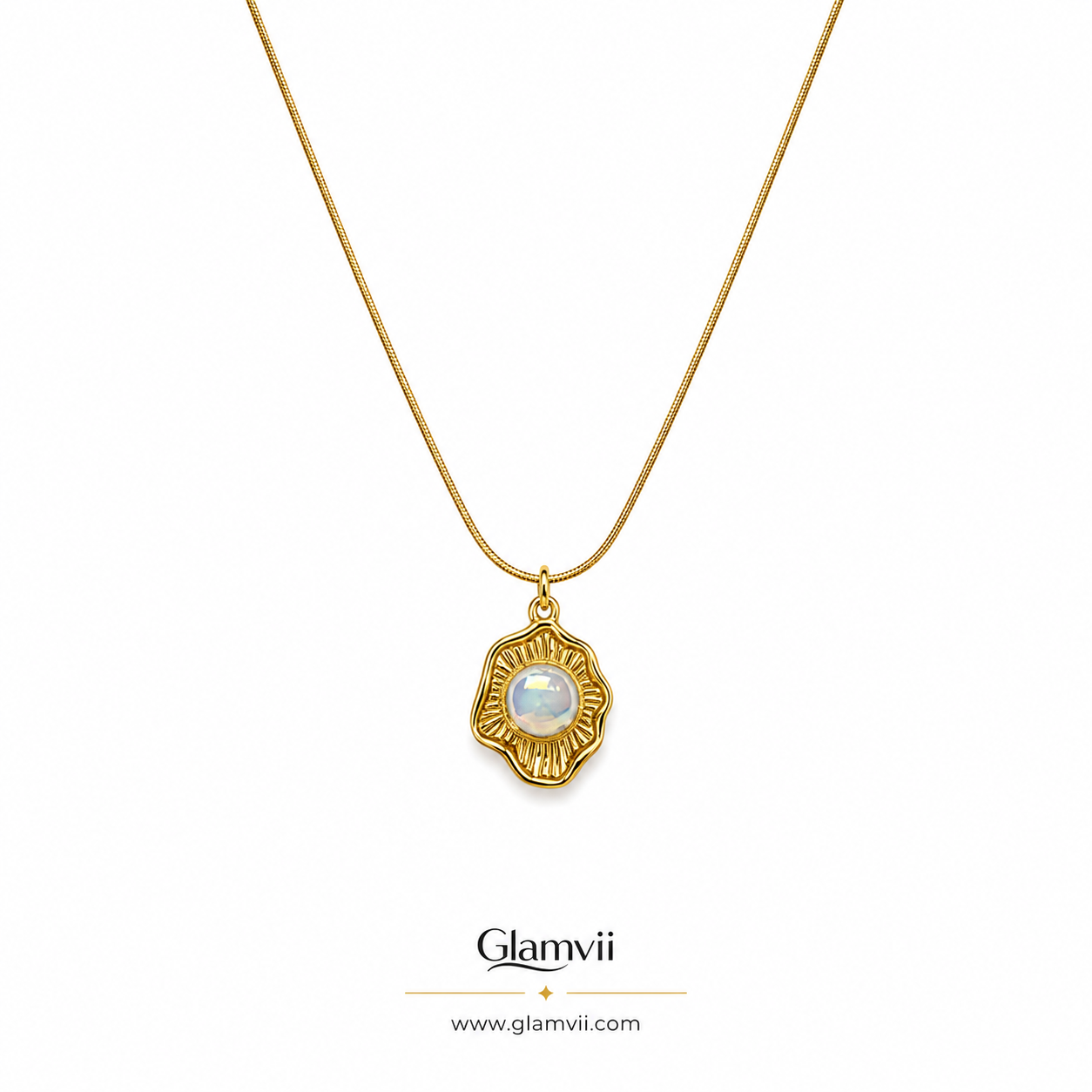 Glamvii Opal Radiance Pendant Necklace
